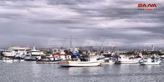 Severe weather conditions cause the closure of Jableh and Arwad ports