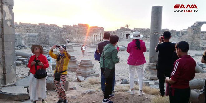 Туристическая группа из Китая посетила древний город Босра в провинции Дараа