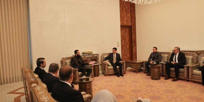 Leader of New Syrian Administration Ahmad al-Sharaa meets a delegation of Syrian community in America