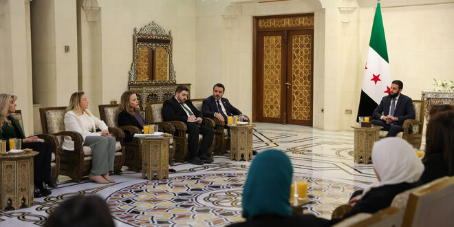 Leader al-Sharaa and Minister of Foreign Affairs meet with a delegation of women from Syrian community in U.S