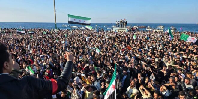 Residents of coastal town of Banias celebrate victory of Syrian Revolution