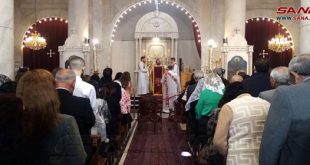 Misas y oraciones por la Pascua (+ fotos)