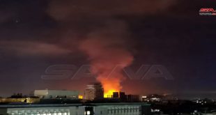 Enorme incendio asola casas antiguas en la capital Damasco