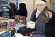 Mujeres sirias exhiben productos de sus microproyectos en una feria en Homs