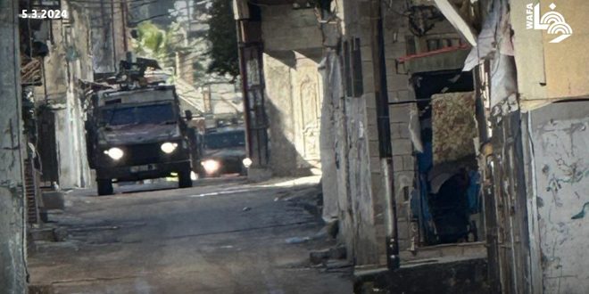 دستگیری یک فلسطینی در جریان یورش نیروهای اشغالگر به مناطقی در کرانه باختری