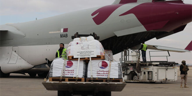 Arrivée à Damas d’un avion qatari chargé d’aides pour le peuple syrien