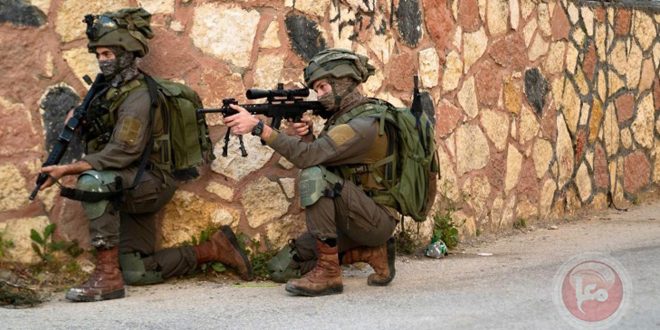 פציעת פלסטיני בכדורי הכיבוש הישראלי במחנה ג’נין