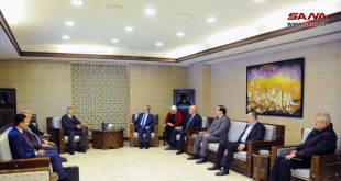 אלמוקדאד דן עם יועצו של שר החוץ העיראקי בשיתוף הפעולה בשאלות הגבול